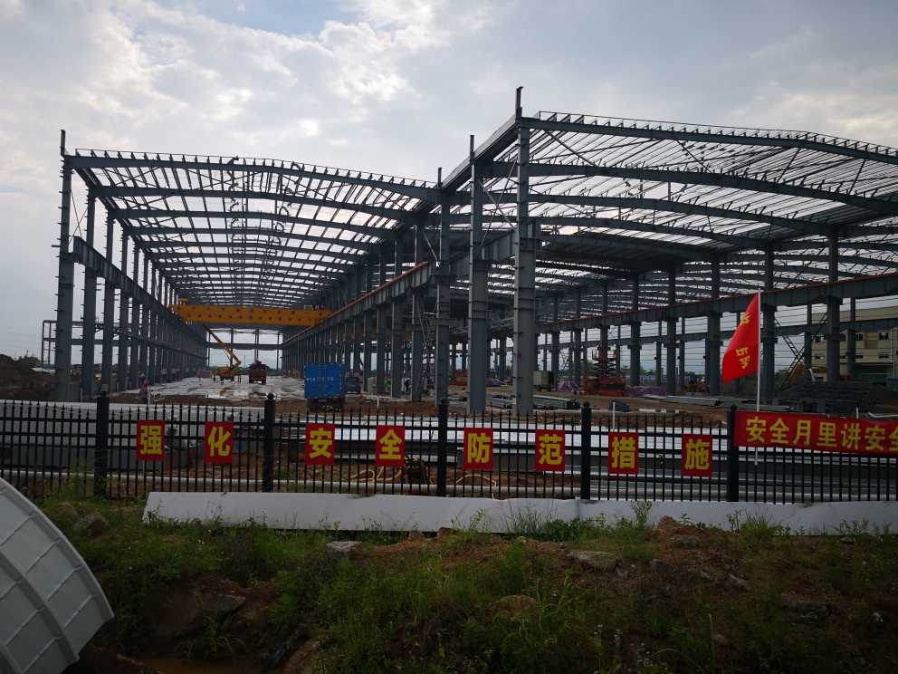 1624346235122522.jpg 厂房钢结构,底材碳钢,油漆配套,水基醇酸底漆加水基醇酸面漆(1).jpg