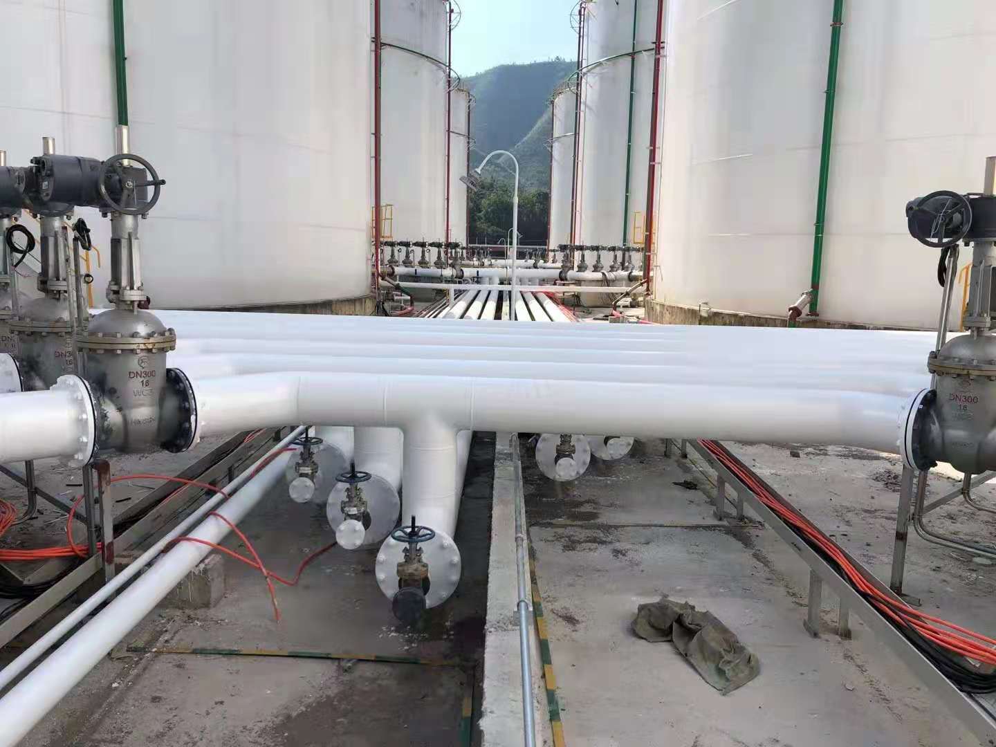 1626676828109861.jpg 管道防腐现场5.jpg